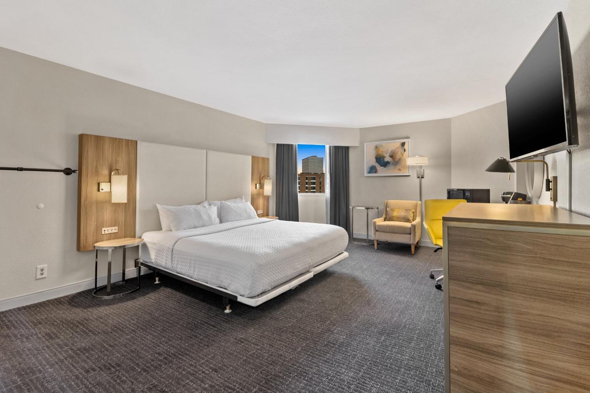 Crowne Plaza Houston Med Ctr-Galleria Area By Ihg Exterior photo